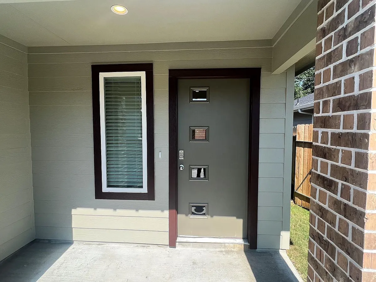 Building Photo - 12916 Wempe Way