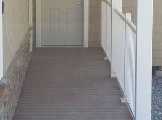 1000 Mead Hill Rd #1112, Newmarket, NH 03857