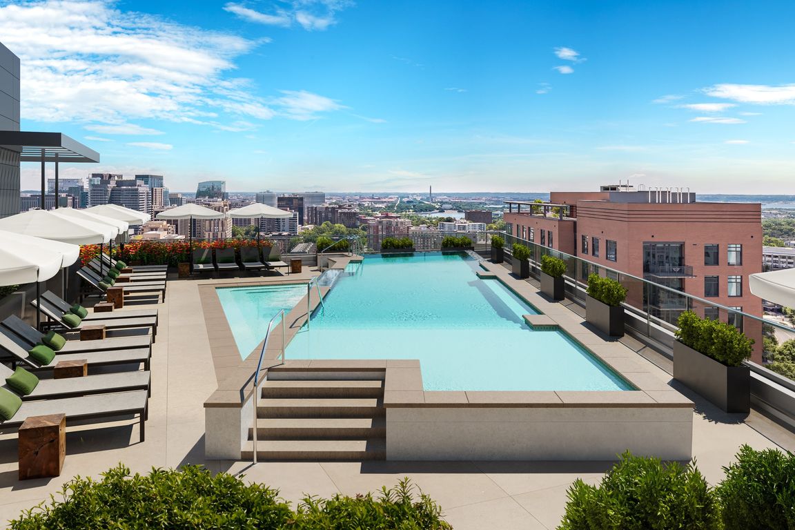 Sparkling Swimming Pool & Sundeck