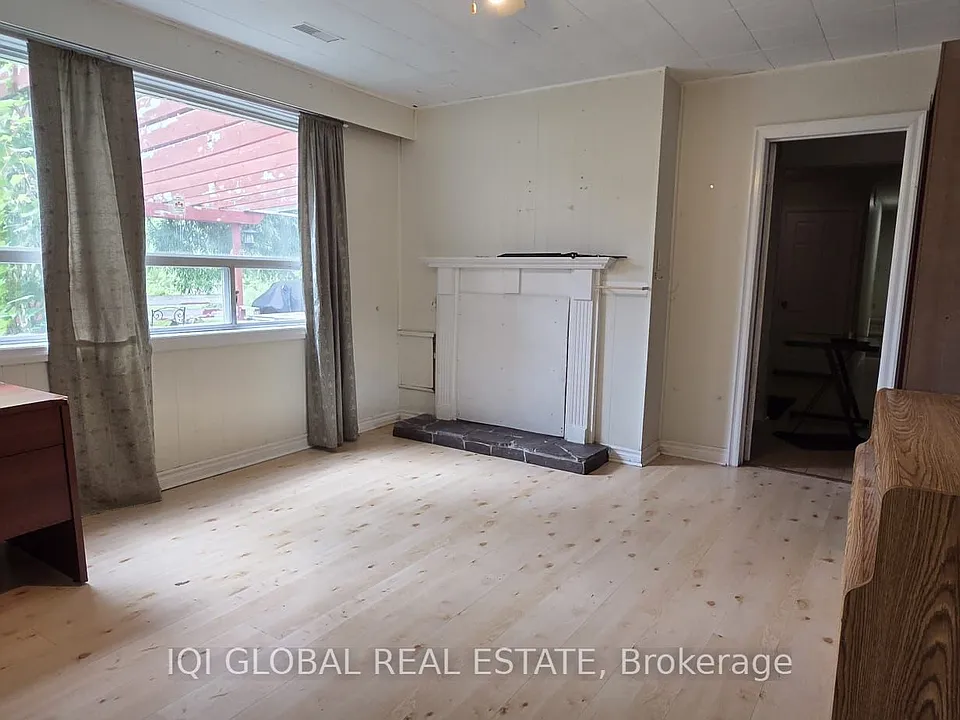 2608 Islington Ave #1