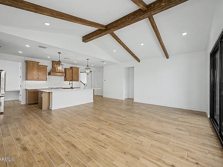 1131 E Yellowstone Pl — Photo 4