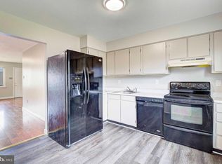 831 Turf Valley Dr, Pasadena, MD 21122
