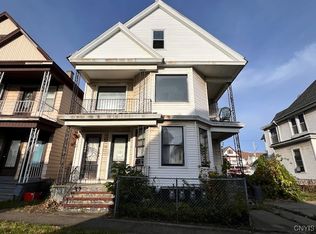 1006 White Pl, Utica, NY 13501