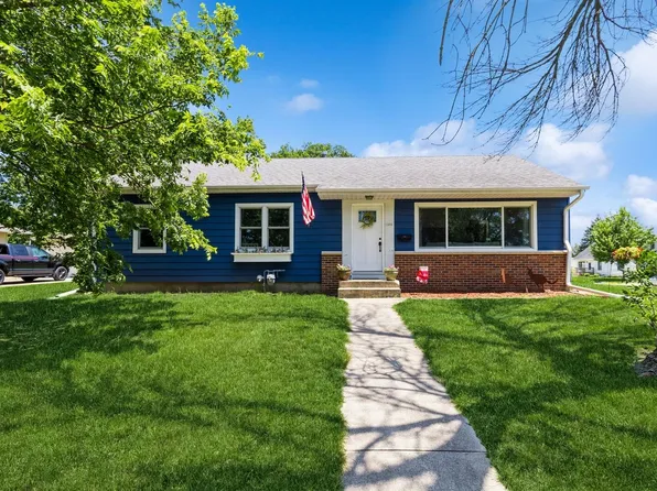1802 Clark Ave, Ames, IA 50010