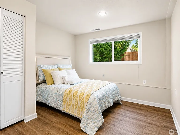 1832 Camas Ave NE — Photo 25