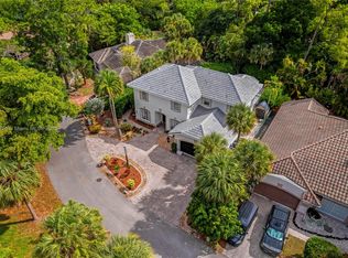 3506 Wildflower Dr, Pompano Beach, FL 33065