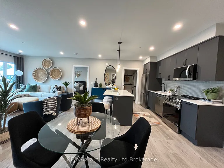 14 Harvest Ave #809 — Photo 6
