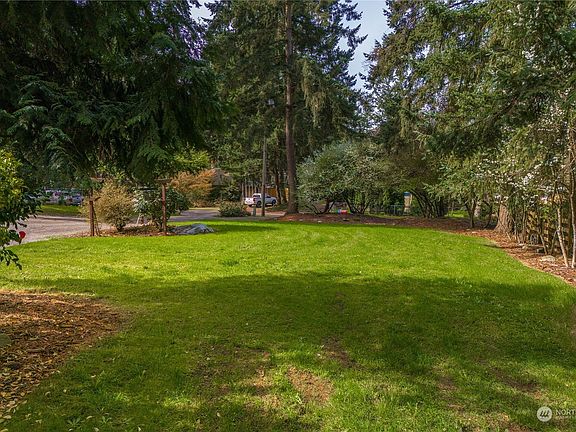 4th image of 33612 53rd Avenue S