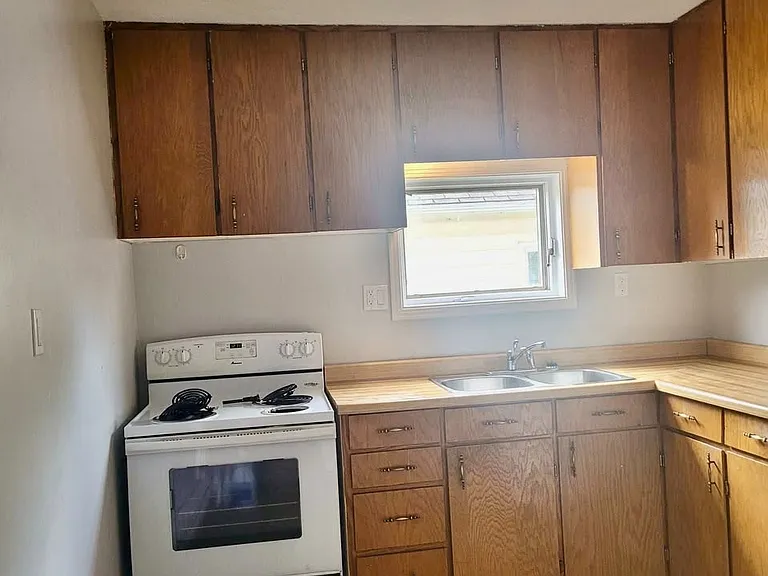 56 West St #4 — Photo 1