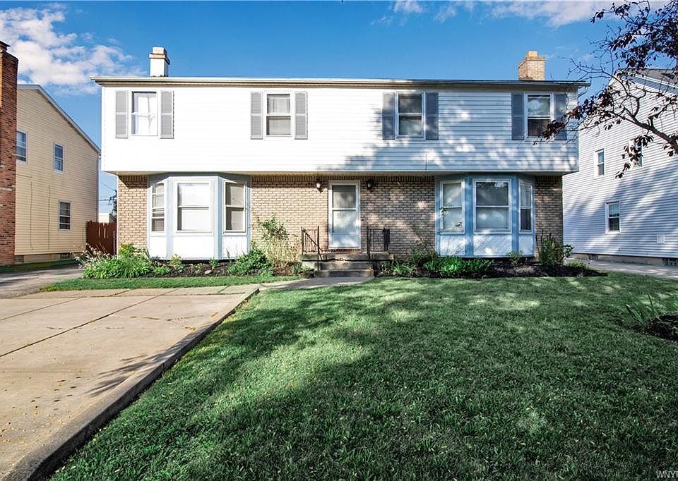 1st image of 131-133 Fairgreen Dr