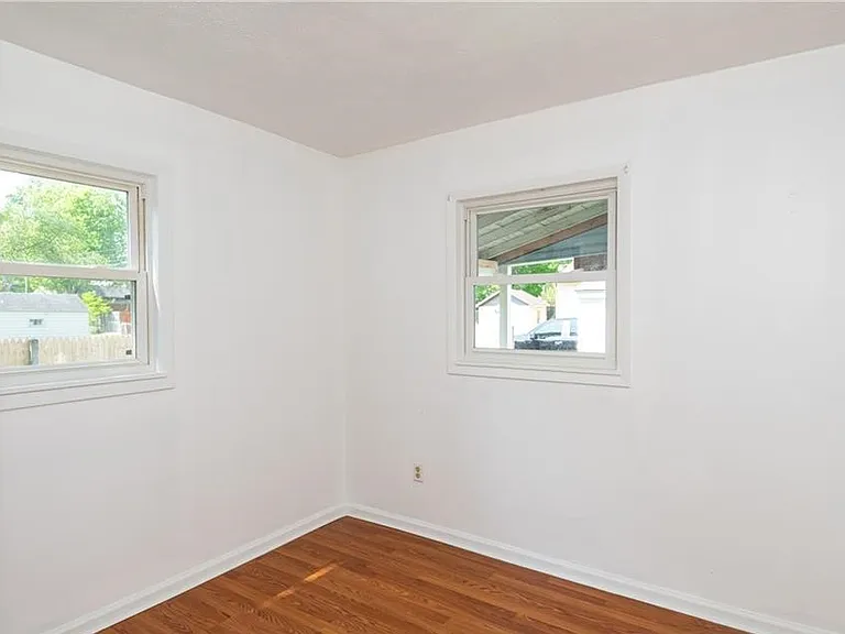 57 Walbrook Ave — Photo 7