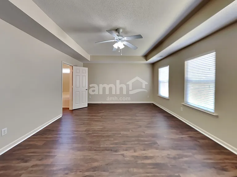 7343 Hampton Valley Cv — Photo 11