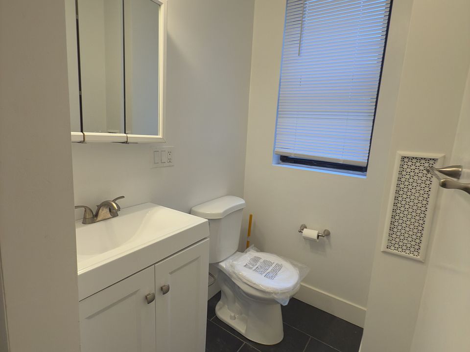 1st image of 35 Peterborough St #35