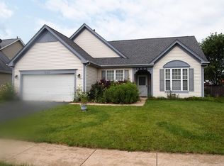 1663 Kautz Rd, Aurora, IL 60504