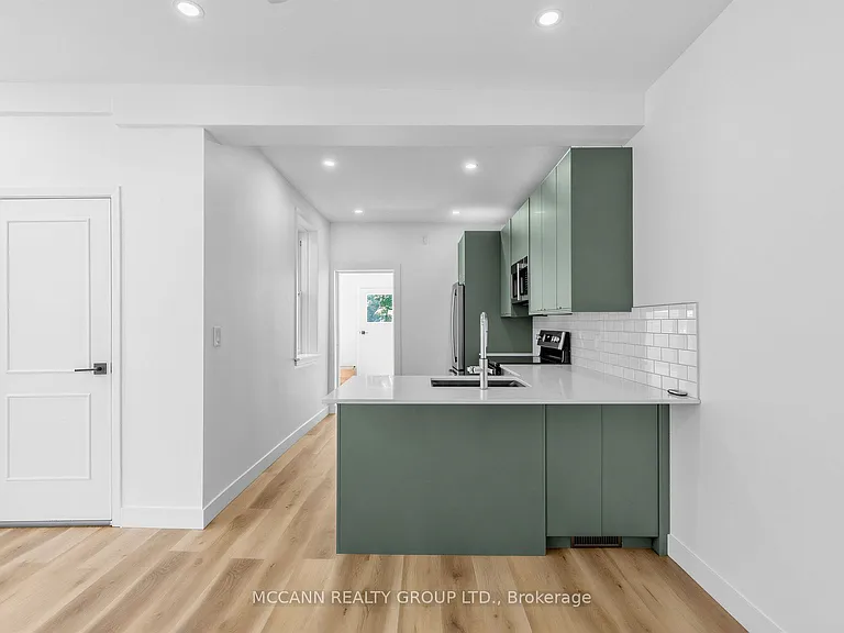 5 Clinton Pl #MAIN — Photo 13