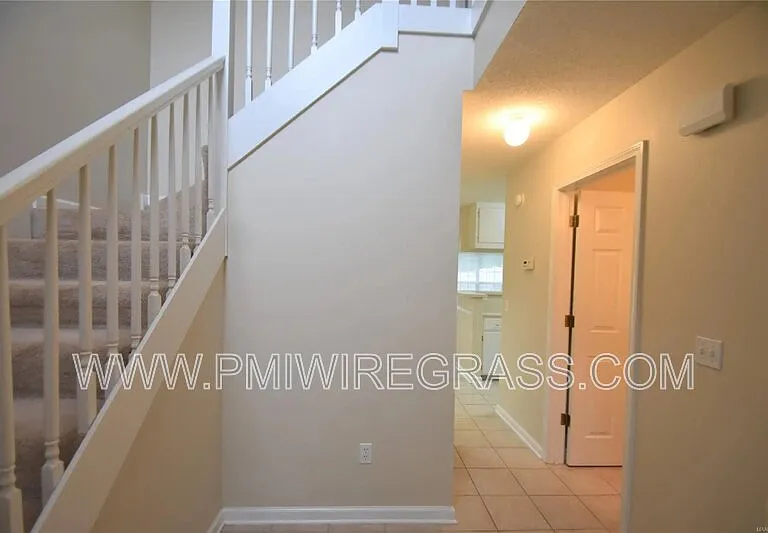 177 N Springview Dr — Photo 7