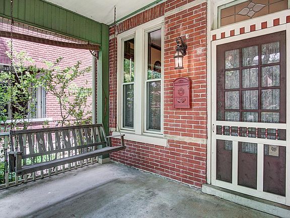 4th image of 74 N Monroe Ave