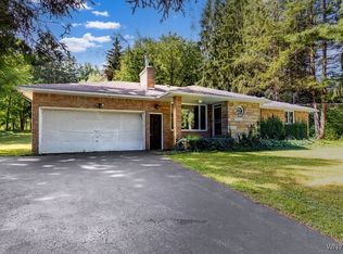 844 Mammot Rd, Alden, NY 14004