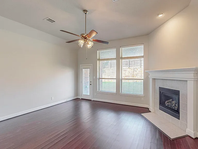 6723 Capistrano St — Photo 4