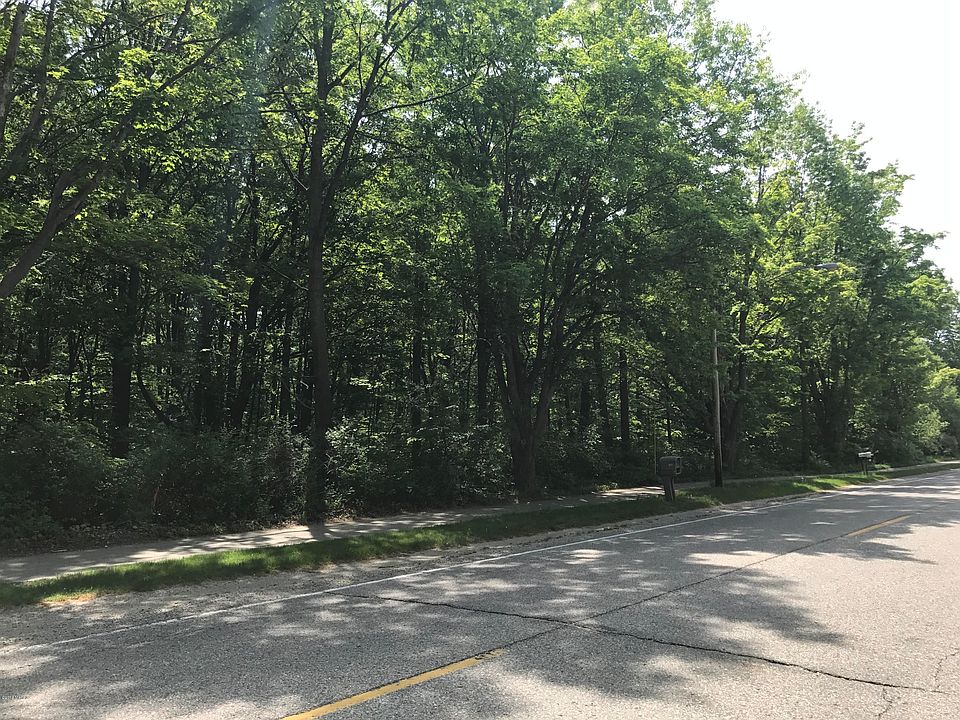 2nd image of 3 N Lakeshore Dr