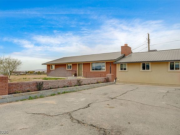 3rd image of 4050 Milky Way Cir