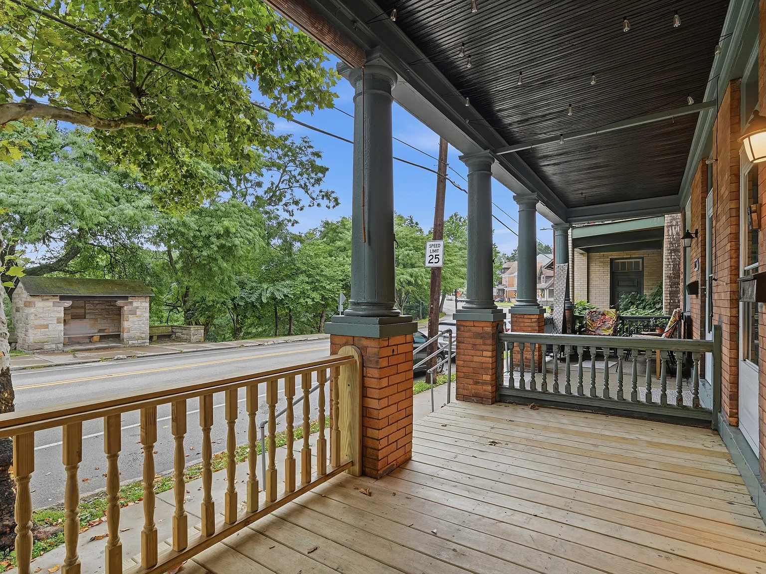 3466 Perrysville Ave — Photo 2