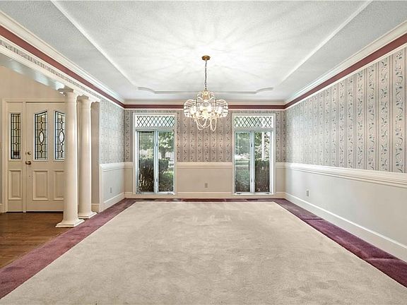 4th image of 22605 E Ashford Ct
