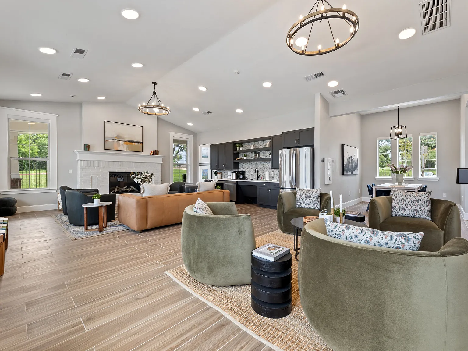Sandy Creek Apartments — Photo 4