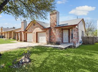 704 Rollingway Dr #B, Round Rock, TX 78681