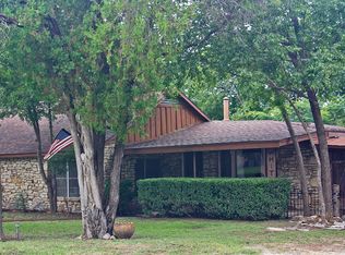 305 Bryan St, Glen Rose, TX 76043