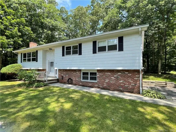 5 Silas Deane Road, Ledyard, CT 06339