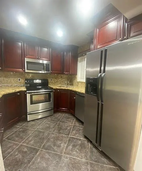 3933 Cocoplum Cir #3518 — Photo 13