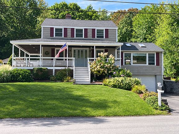 2nd image of 11 Phyllis Ave