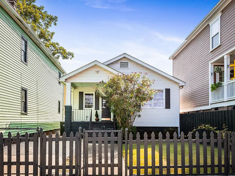 19 Aiken St — Photo 25