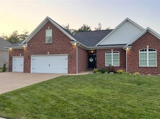 2522 Windemere Dr, Evansville, IN 47725