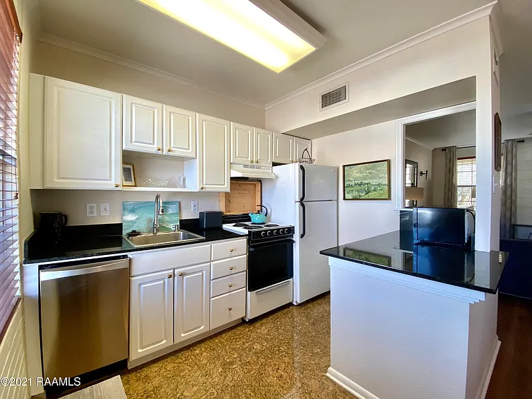 213 Bendel Rd #208 — Photo 8