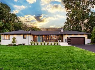 11 Tancin Ln, Clifton, NJ 07013