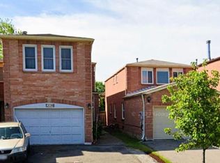 208 Roxanne Cres, Toronto, ON M1V 4G3