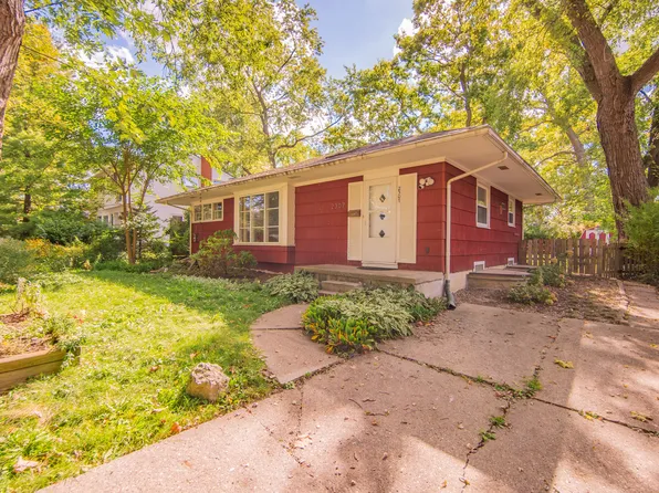 2307 Walter Dr, Ann Arbor, MI 48103