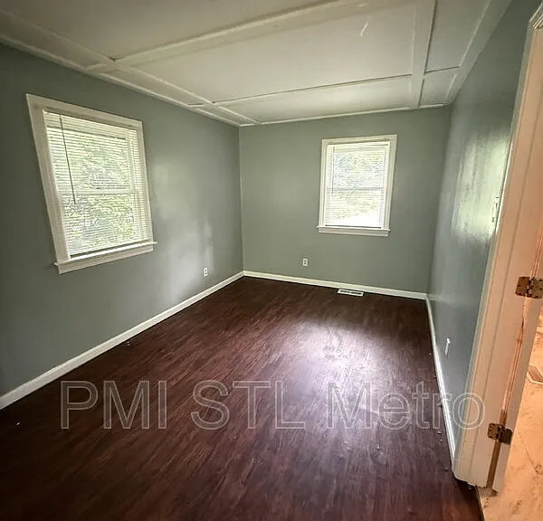 1510 Trampe Ave — Photo 7