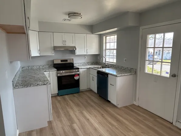 866C Inverness Ct, Lakewood, NJ 08701