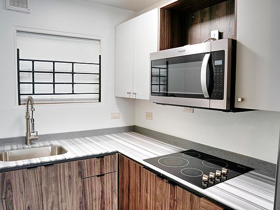 5th image of 4067 Kansas St #4067
