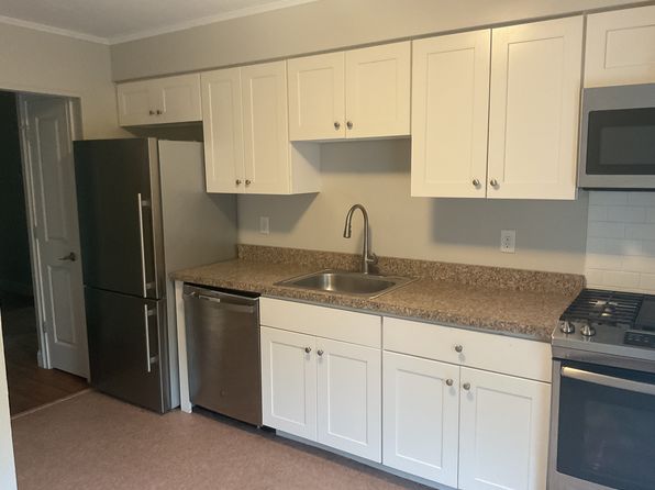 91 Van Dam St APT 4
