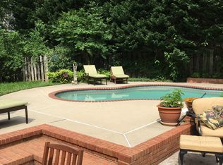 1730 Manhasset Pl, Dunwoody, GA 30338