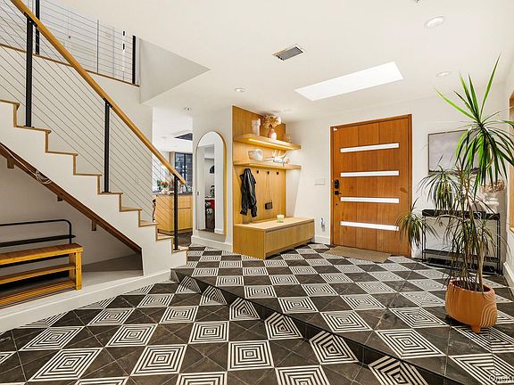 3rd image of 734 King Street
