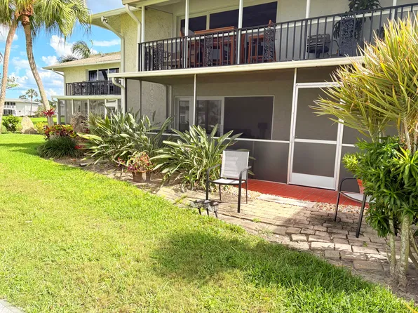 269 Palm Dr #3, Naples, FL 34112