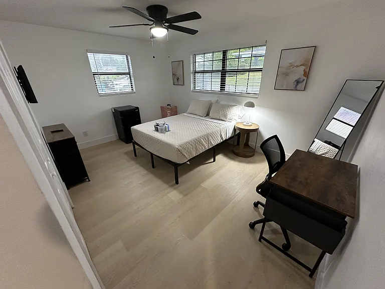 Cadillac Dr — Photo 1