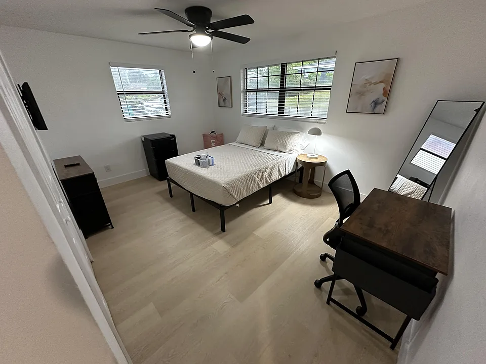 Cadillac Dr