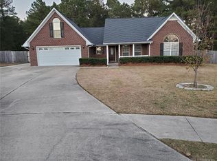106 Bob White Ct, Raeford, NC 28376
