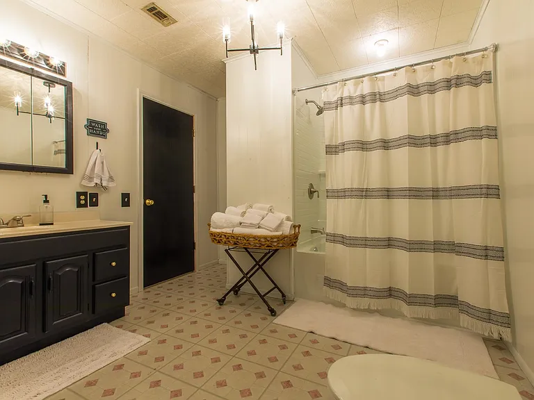 273 Moss Ln — Photo 13